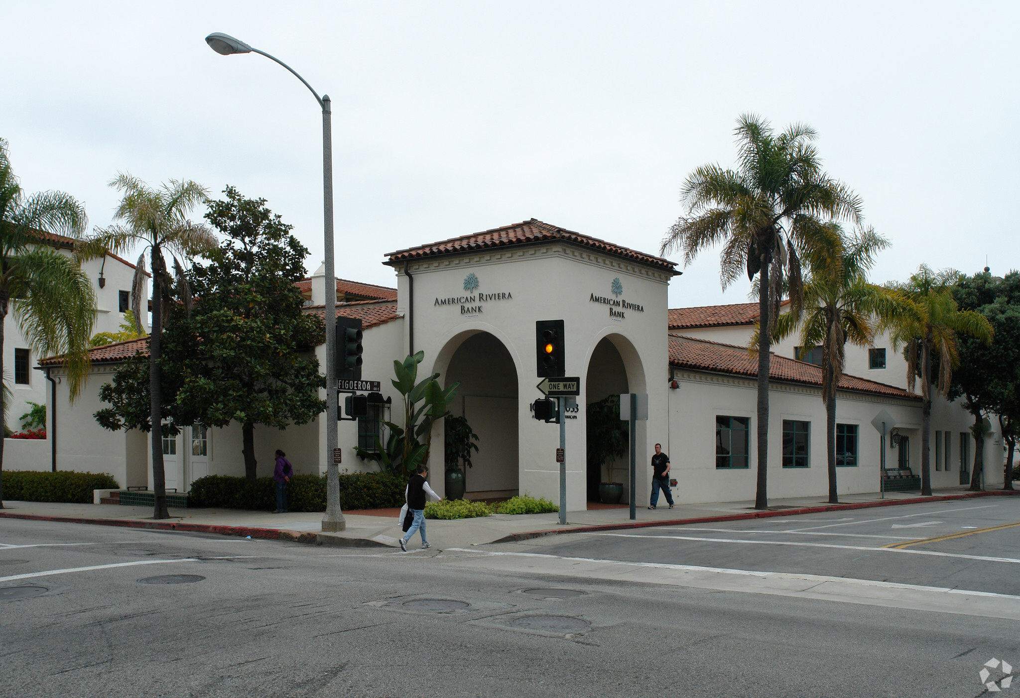 30 E Figueroa St, Santa Barbara, CA for lease Primary Photo- Image 1 of 5