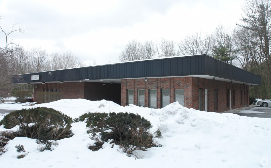 308 Ushers Rd, Ballston Lake, NY for lease - Building Photo - Image 2 of 3