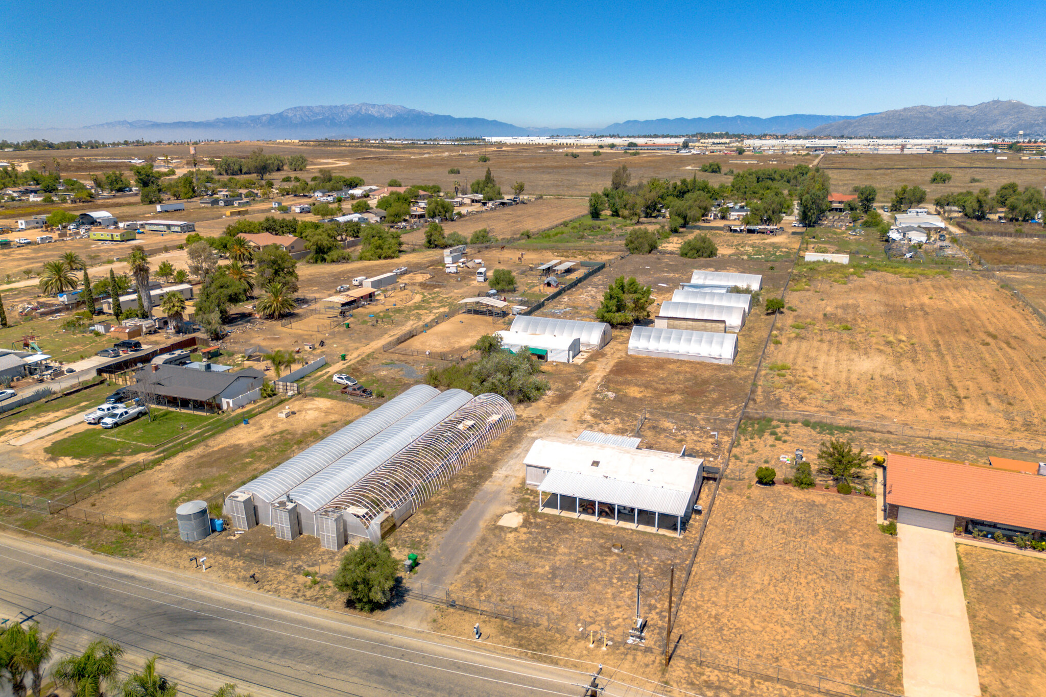 20780 Warren Rd, Perris, CA for sale Primary Photo- Image 1 of 1