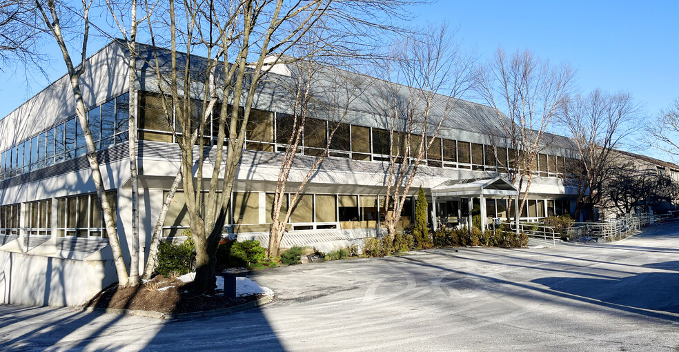 1445-1455 E Putnam Ave, Old Greenwich, CT for lease - Building Photo - Image 1 of 18