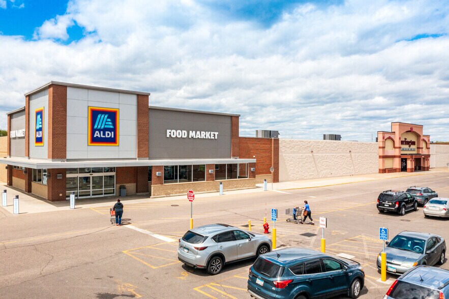 7500-7600 W 150th St, Apple Valley, MN for lease - Building Photo - Image 2 of 17