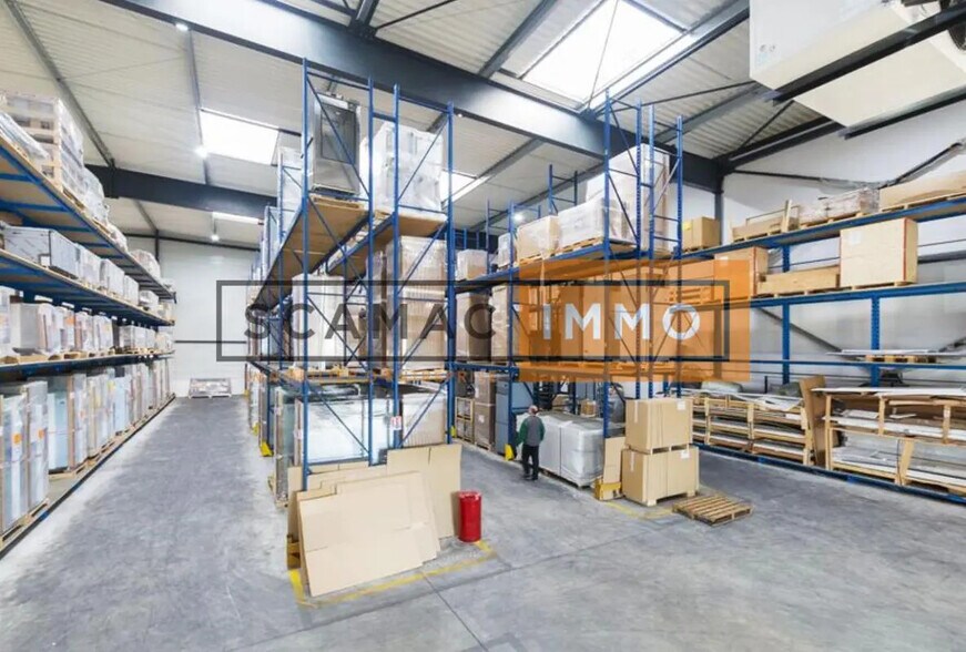 Flex in Vaires-sur-Marne for sale - Building Photo - Image 1 of 6