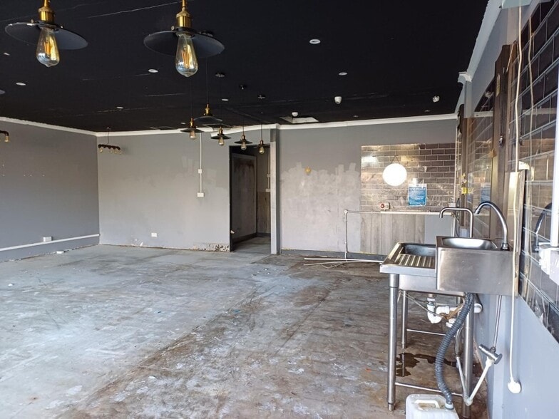 Eskdaill St, Kettering for lease - Interior Photo - Image 3 of 6