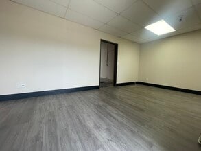 1020 N Batavia St, Orange, CA for lease Interior Photo- Image 2 of 2