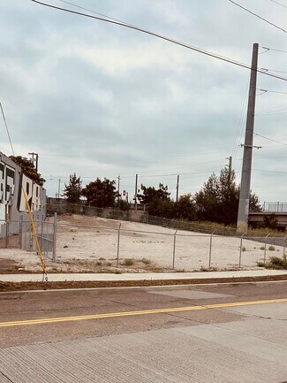 More details for 1988 SE 3rd Ave, Portland, OR - Land for Lease