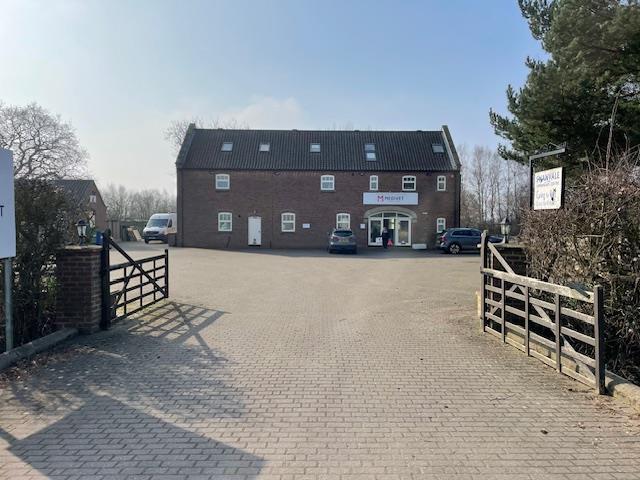 60 York Rd, York for lease - Building Photo - Image 1 of 1