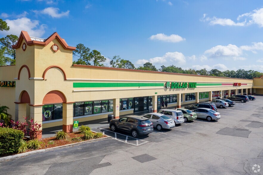 2501-2573 Old Vineland Rd, Kissimmee, FL for lease - Building Photo - Image 2 of 22