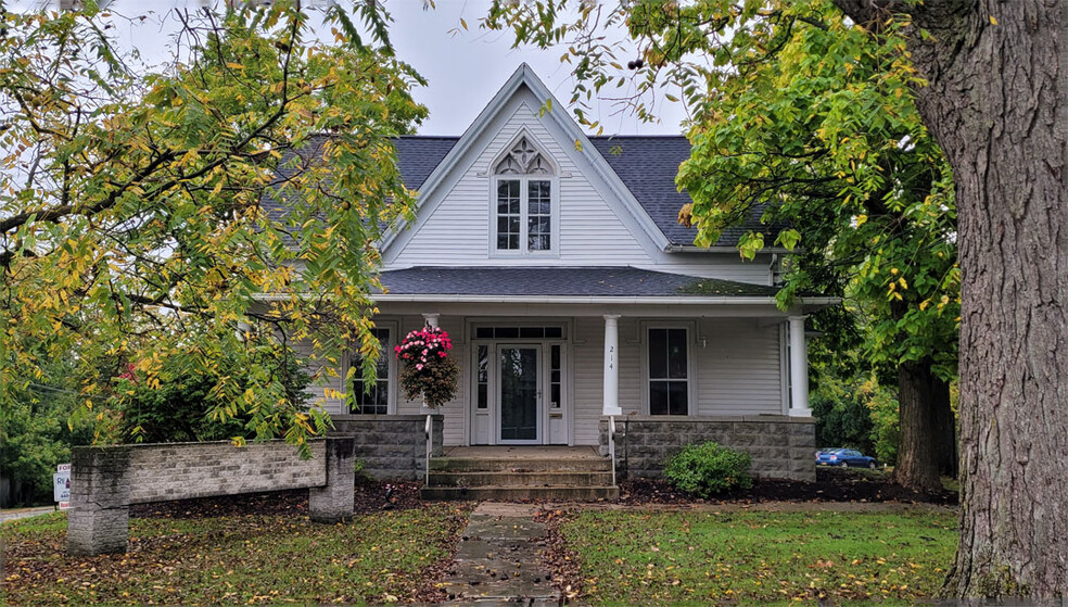 214 E Park St, Chardon, OH for sale - Building Photo - Image 1 of 19