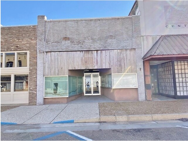 217 Main St, Mccomb, MS for sale - Primary Photo - Image 1 of 1