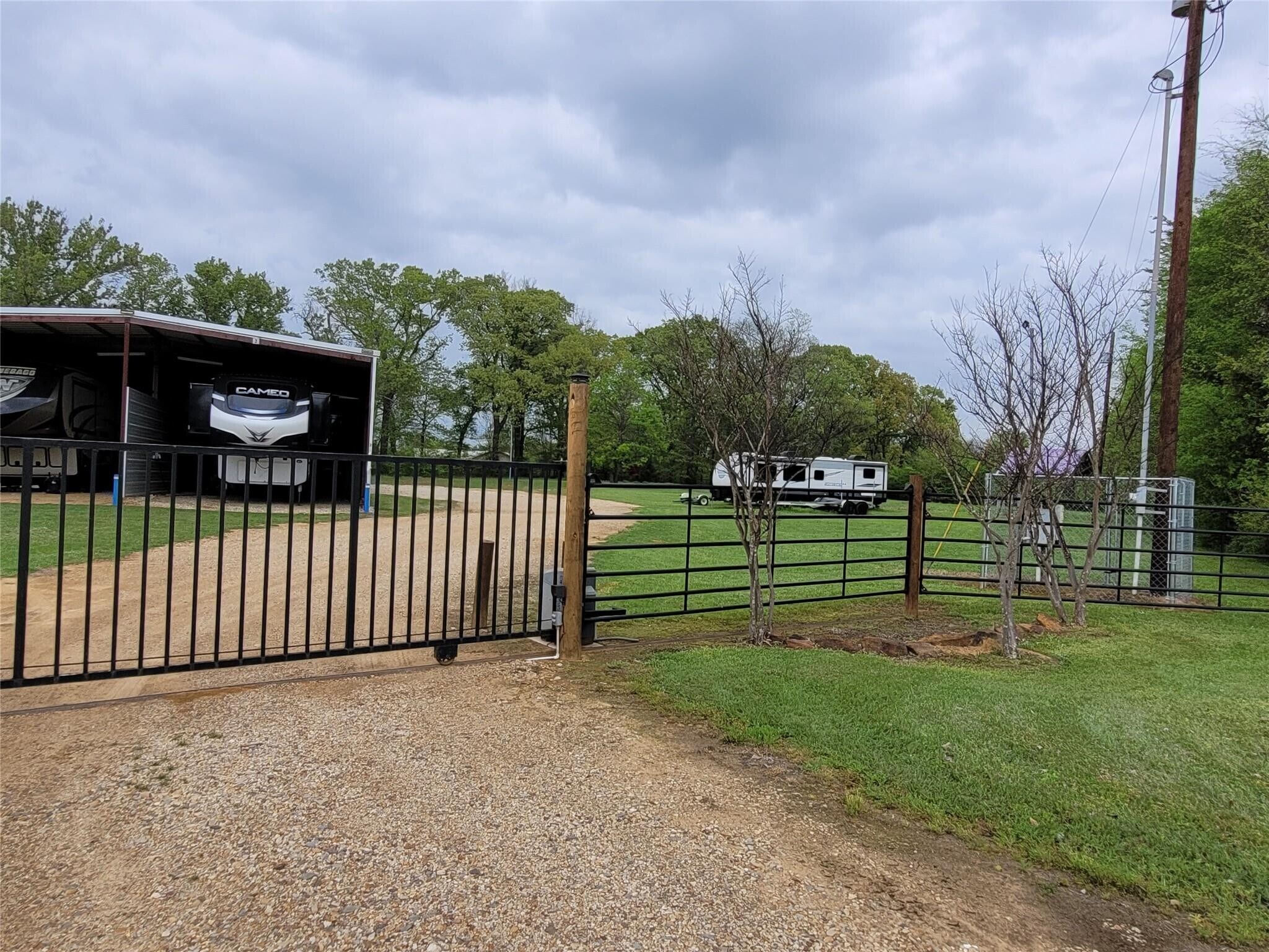 6206 FM 515 -1, Yantis, TX for sale Primary Photo- Image 1 of 1