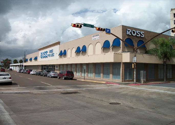 315 E 12th St, Brownsville, TX for lease - Building Photo - Image 3 of 8