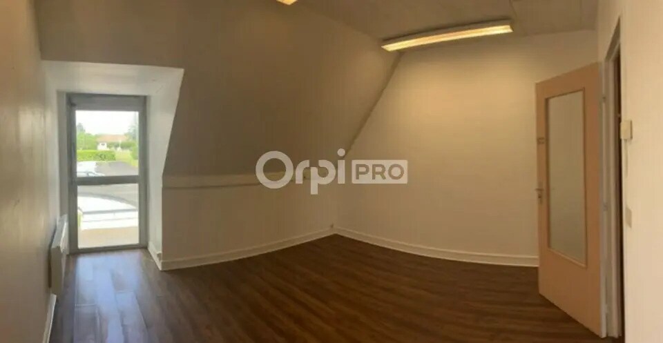 Office in Nuits-Saint-Georges for lease - Building Photo - Image 3 of 5