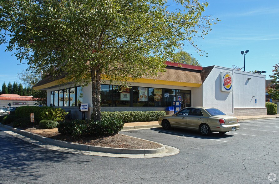 7140 Peachtree Industrial Blvd, Peachtree Corners, GA for sale - Building Photo - Image 2 of 16