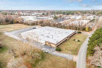2210 Paramont Ave, Chesapeake, VA - AERIAL  map view