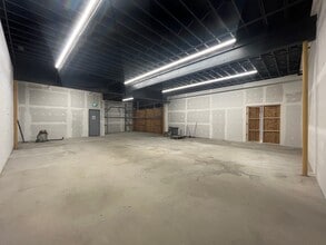 8399 Ontario St, Vancouver, BC for lease Interior Photo- Image 2 of 3