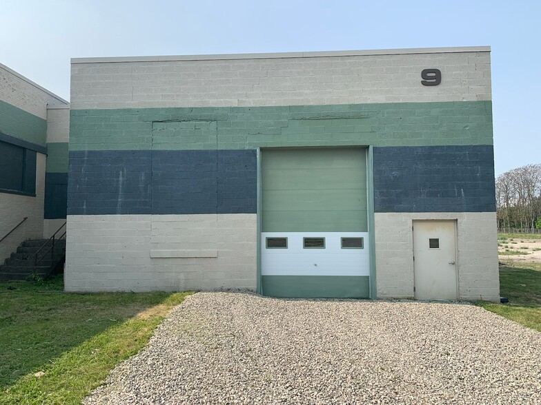 1051 S Main St, Elmira, NY for lease - Building Photo - Image 3 of 6