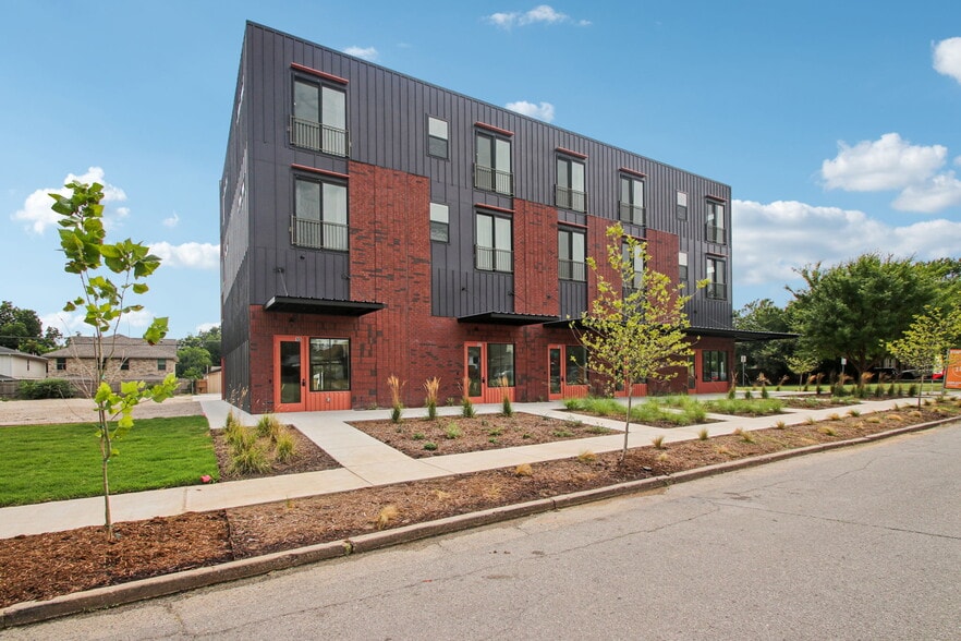 1744 NW 15th St, Oklahoma City, OK for lease - Building Photo - Image 1 of 12