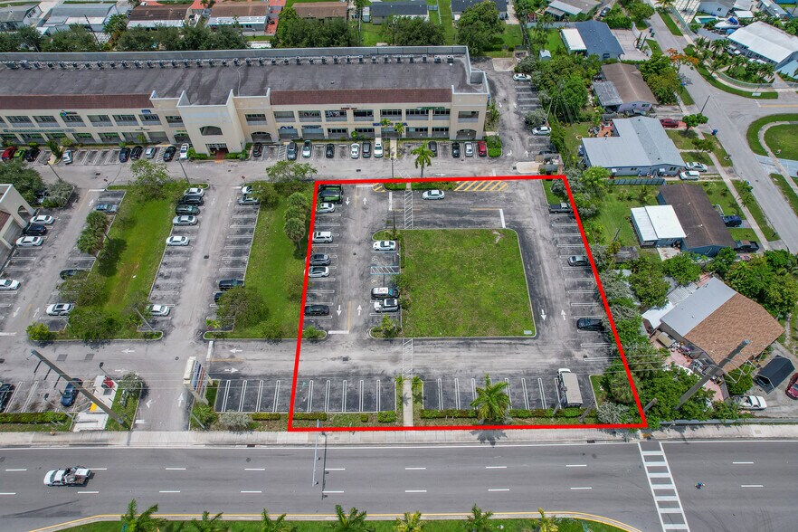 4880-4898 NW 183rd - Outparcel st, Miami Gardens, FL for lease - Building Photo - Image 2 of 13