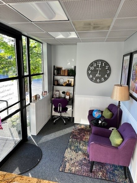 2908 228th Ave SE, Sammamish, WA for sale - Interior Photo - Image 2 of 5