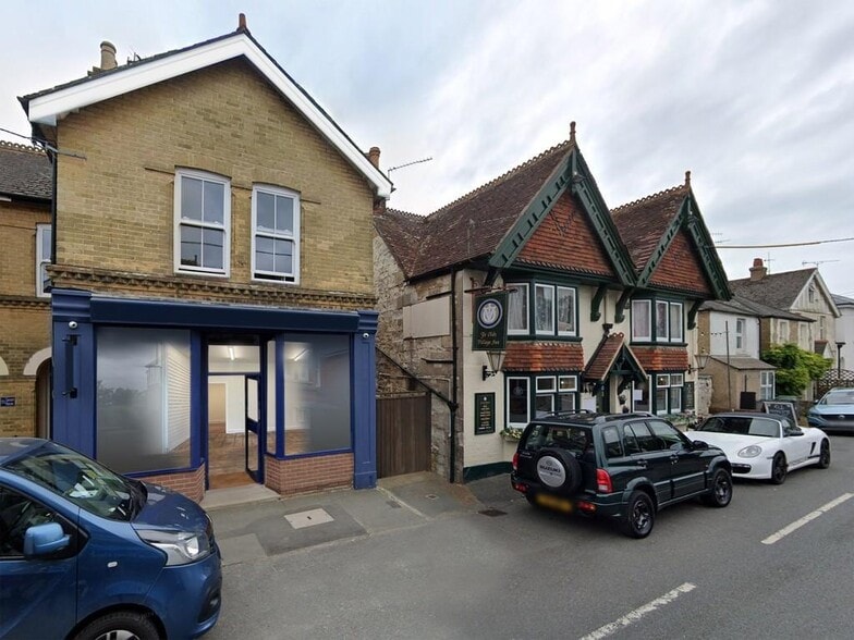 59 High St, Bembridge for lease - Building Photo - Image 1 of 7