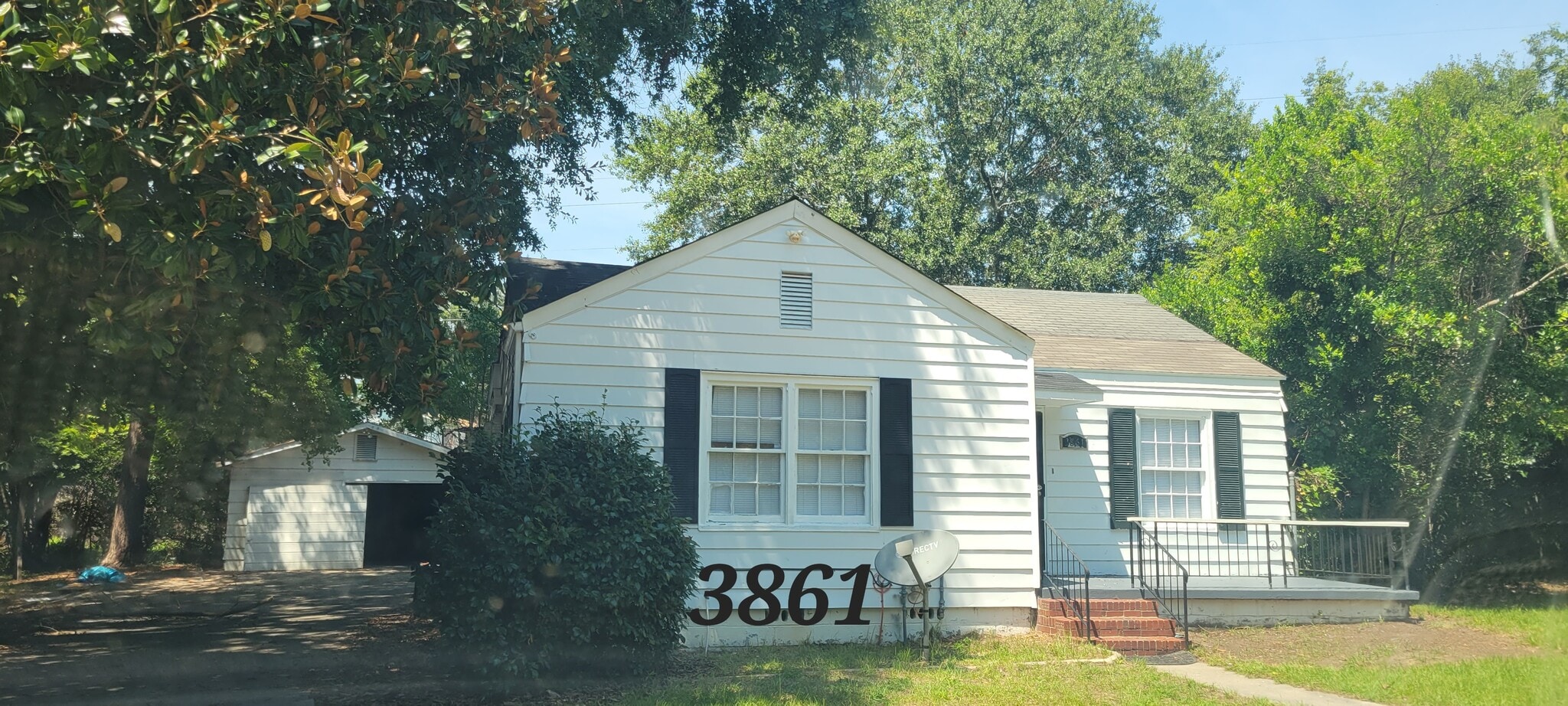 21 Unit SFR Portfolio in Macon, GA portfolio of 21 properties for sale on LoopNet.com Primary Photo- Image 1 of 8