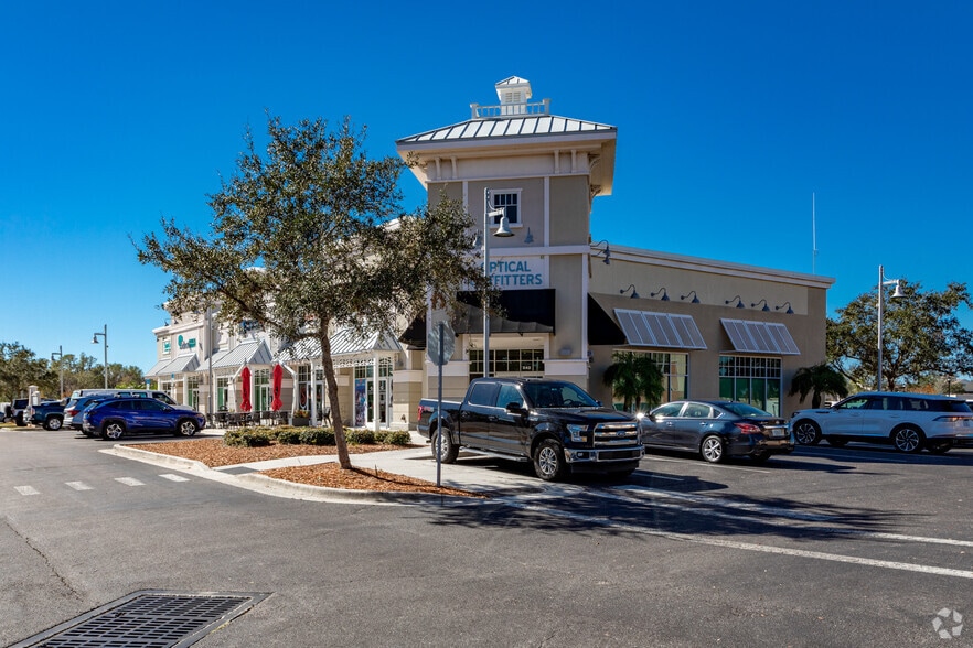 240 U.S. Highway 41, Apollo Beach, FL for lease - Building Photo - Image 3 of 8