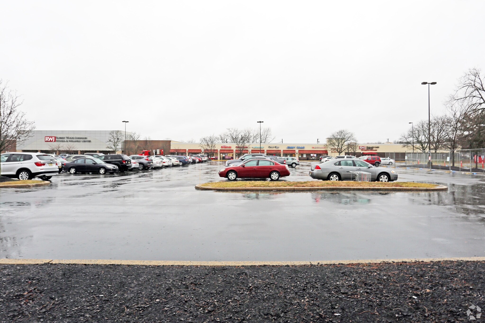 3100 Quakerbridge Rd, Hamilton, NJ 08619 Clover Shopping Center