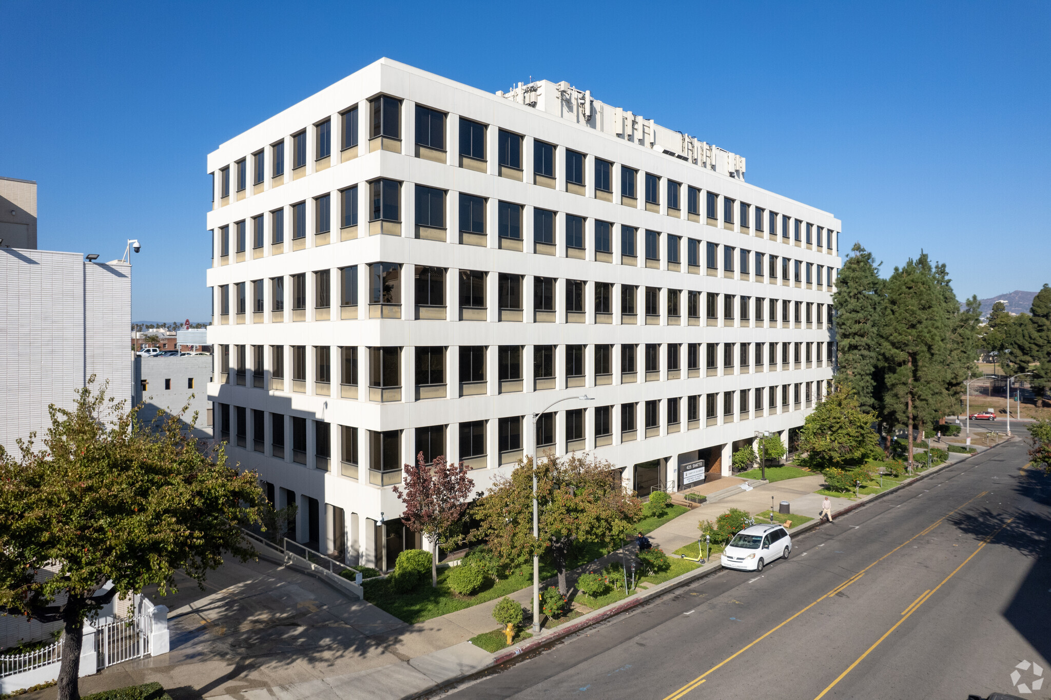 425 Shatto Pl, Los Angeles, CA for sale Building Photo- Image 1 of 1