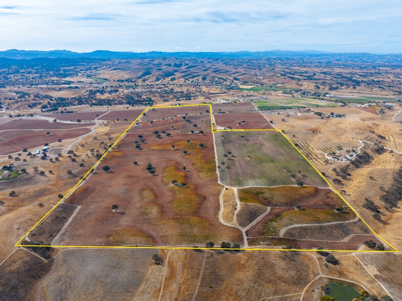 6520 O'Donovan Rd, Creston, CA for sale - Aerial - Image 1 of 6