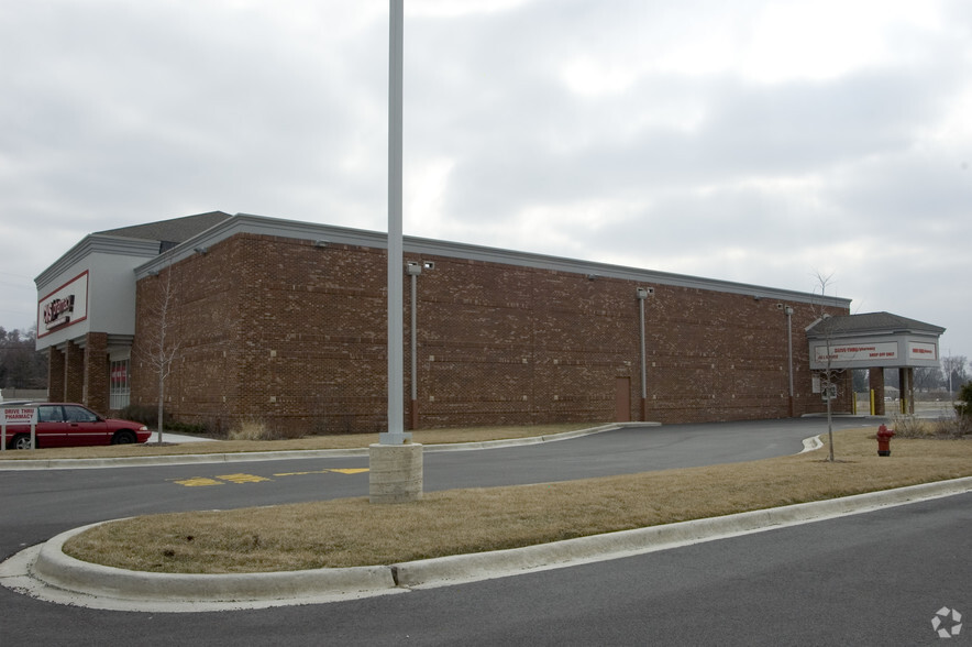 350 E North Ave, Lombard, IL for lease - Building Photo - Image 3 of 3