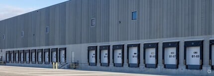 6600 72 Ave SE, Calgary, AB for lease Building Photo- Image 2 of 8