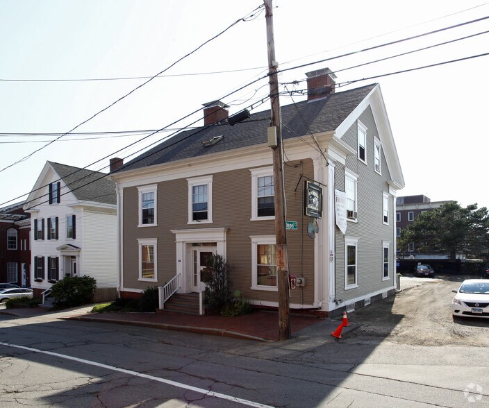 110 Chapel St, Portsmouth, NH for lease - Building Photo - Image 2 of 45