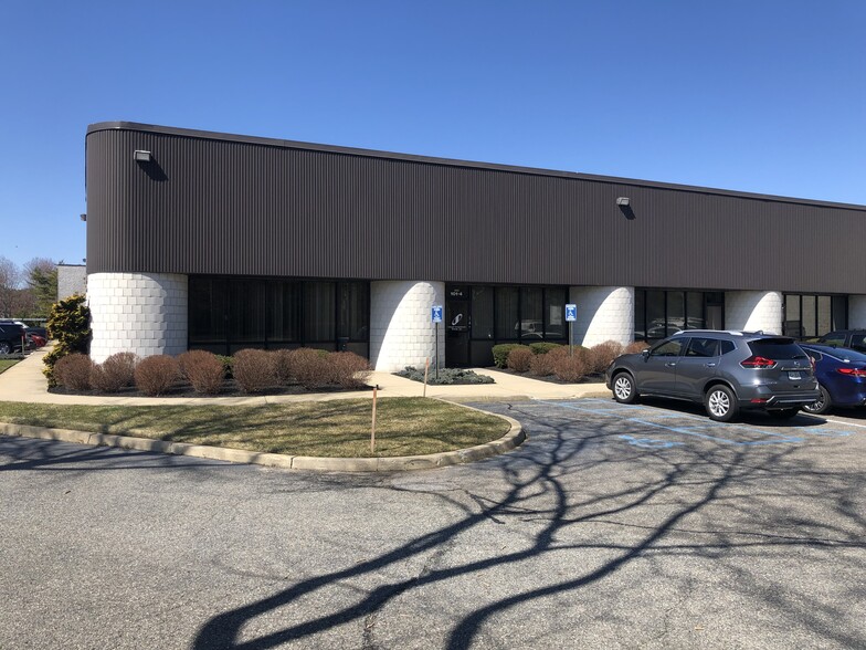 101 Colin Dr, Holbrook, NY 11741 - Industrial for Lease | LoopNet