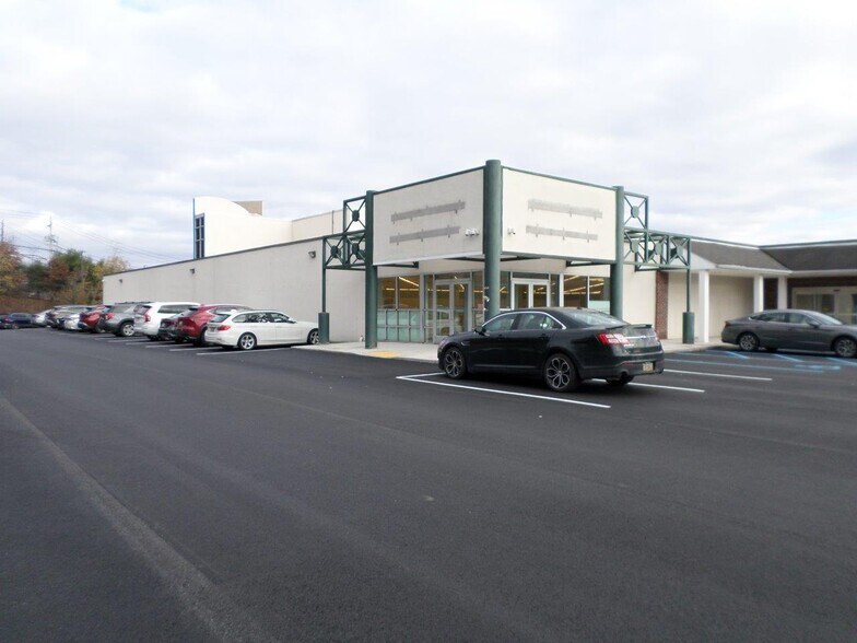 429 Scranton Carbondale Hwy, Dickson City, PA for sale - Building Photo - Image 1 of 1