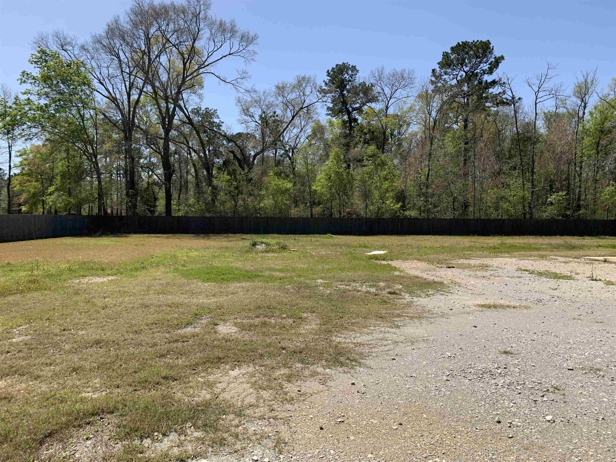 18239 Interstate 10, Vidor, TX 77662 - RECENTLY PUT BACK ON THE MARKET ...