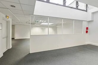 12 Rue De Châtillon, Paris for lease Interior Photo- Image 2 of 5