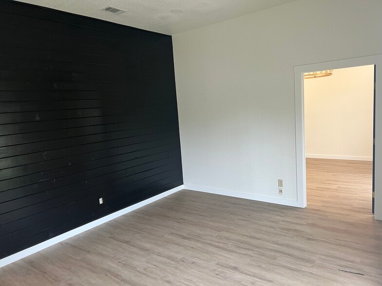 605 River Bend Dr, Georgetown, TX for lease - Interior Photo - Image 3 of 3
