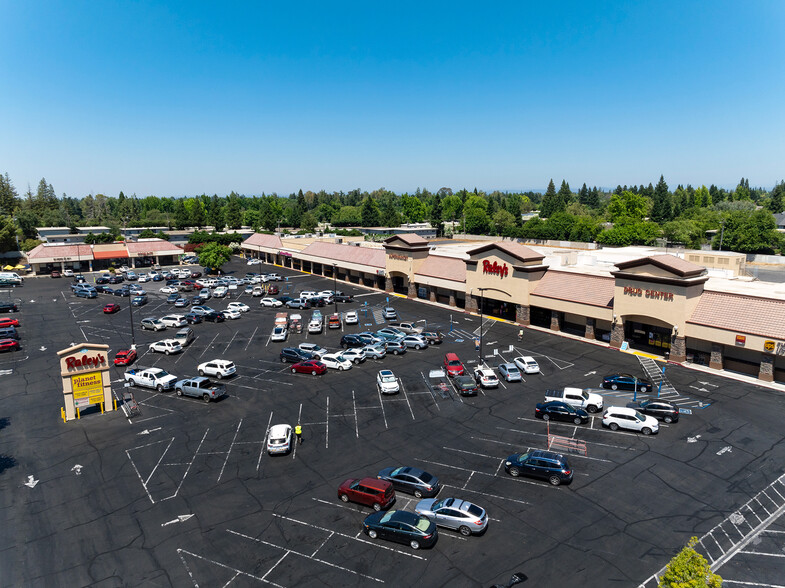 4802-4894 San Juan Ave, Fair Oaks, CA for lease - Building Photo - Image 3 of 19