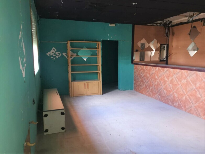 Retail in Candasnos for sale - Building Photo - Image 2 of 20