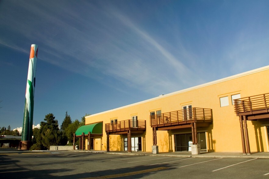 117 1st St, Mount Vernon, WA for sale - Building Photo - Image 1 of 1