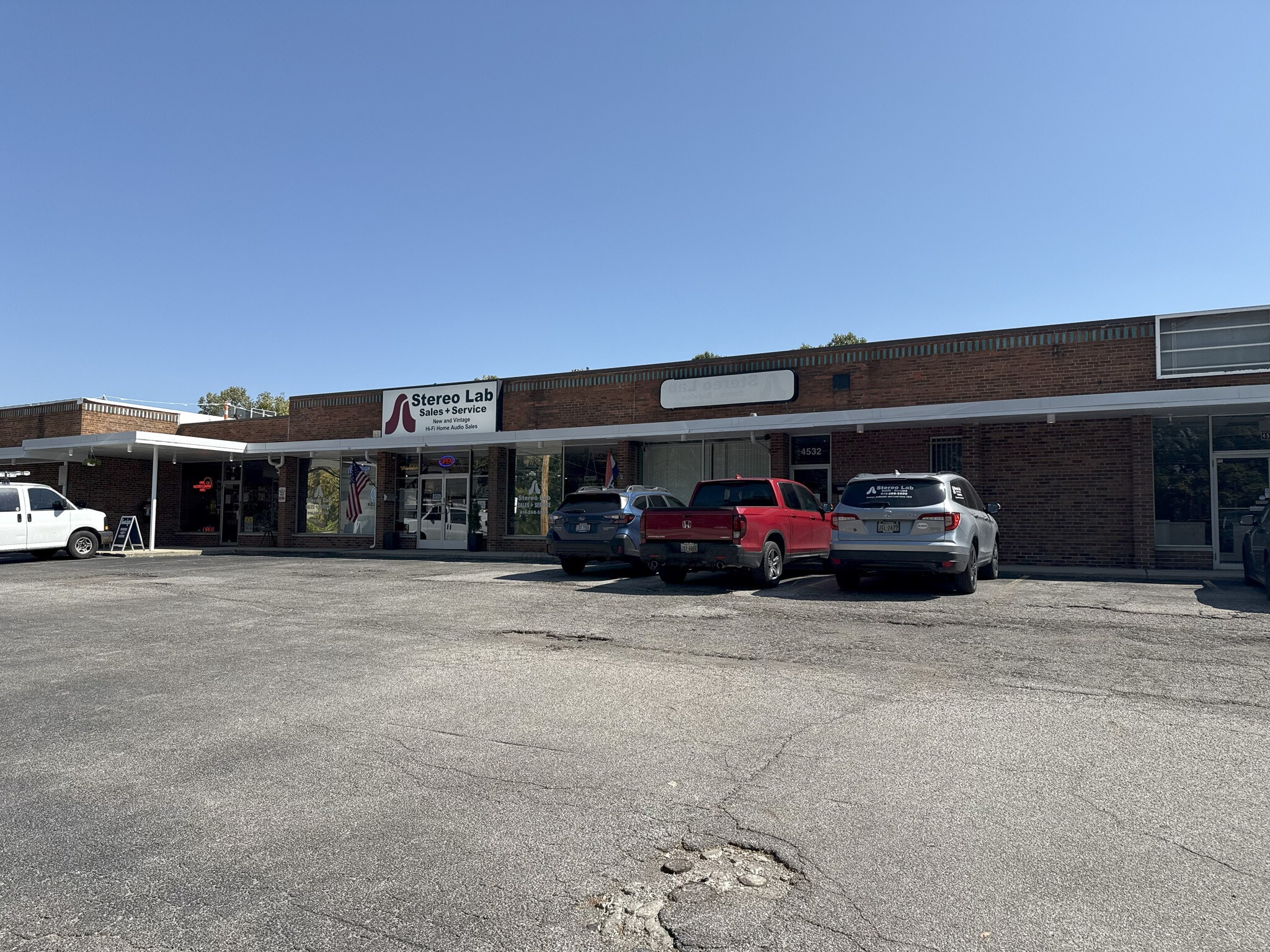 4544-4568 Indianola Ave, Columbus, OH for lease Interior Photo- Image 1 of 1