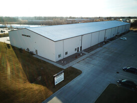 6290 NE Industry Dr, Des Moines IA - Warehouse