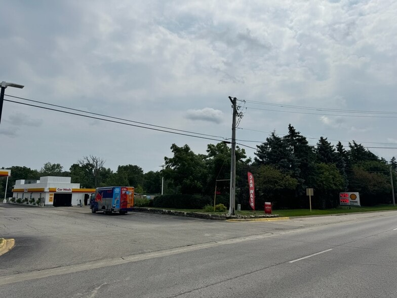 909 S Milwaukee Ave, Vernon Hills, IL for sale - Other - Image 2 of 4