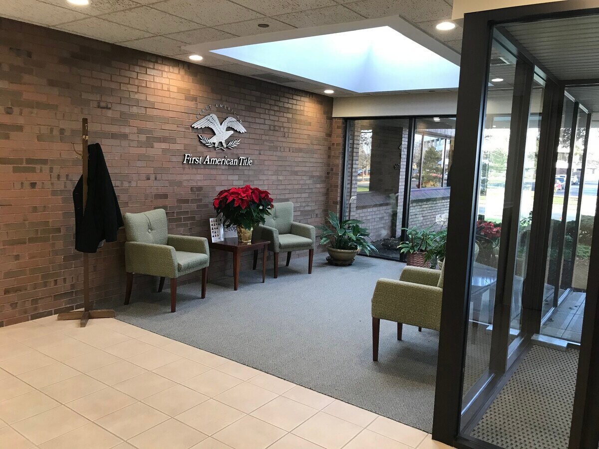 3020 Charlevoix Dr SE, Grand Rapids, MI 49546