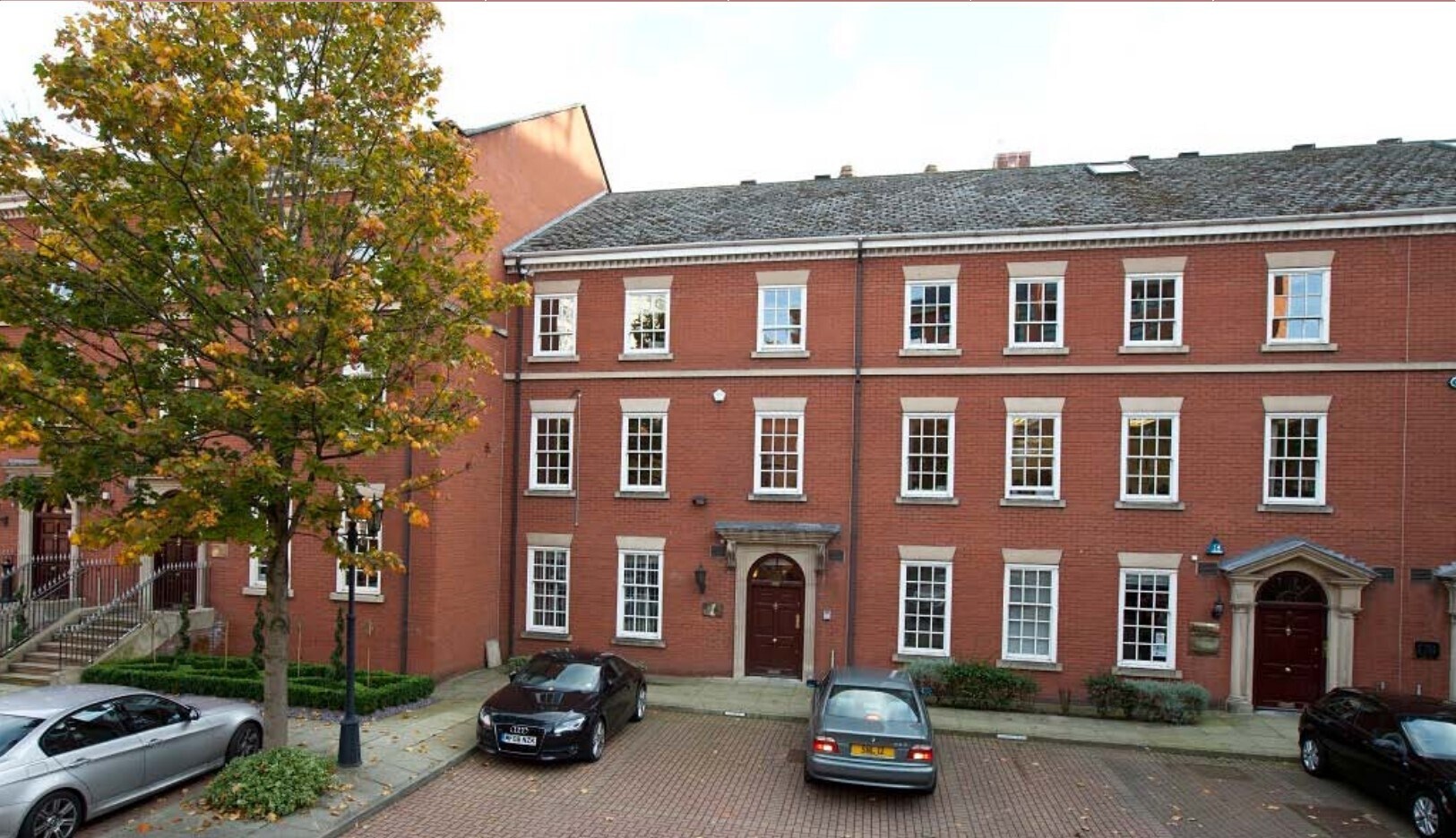 12-24 Oxford Ct, Manchester for lease Building Photo- Image 1 of 7