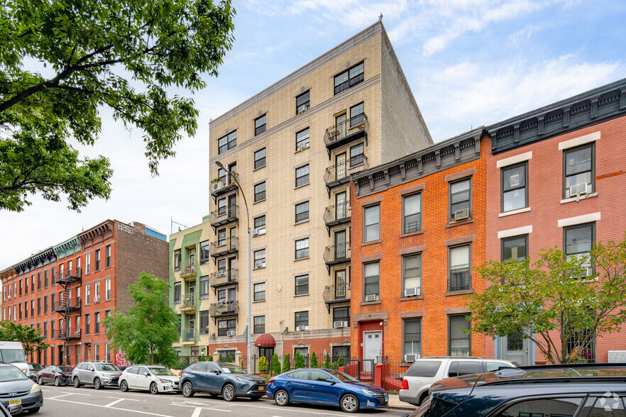 800-802 Bergen St, Brooklyn, NY for sale - Building Photo - Image 2 of 4