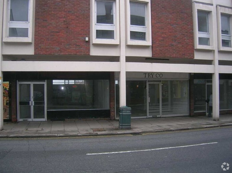 2-14 Peach St, Wokingham for lease - Building Photo - Image 3 of 6