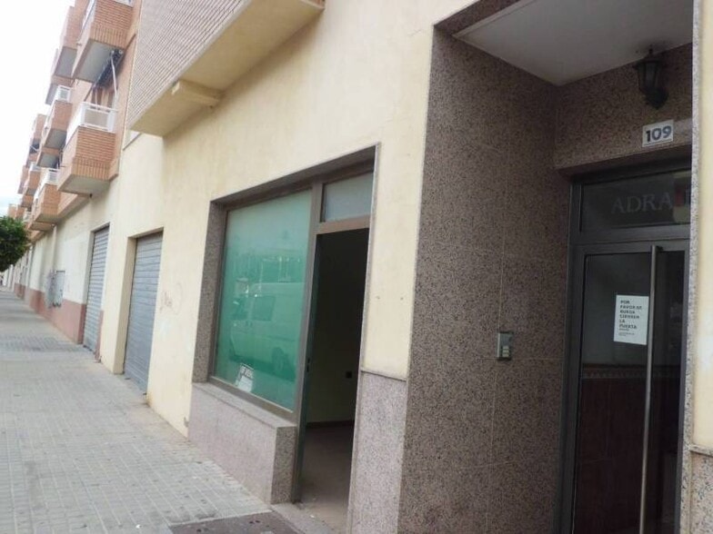 Retail in El Ejido, Almería for sale - Building Photo - Image 1 of 11