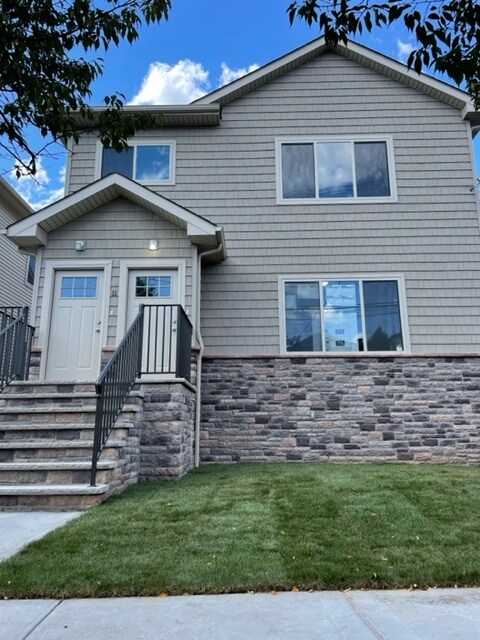 15 St. Johns, Staten Island, NY for sale Building Photo- Image 1 of 1