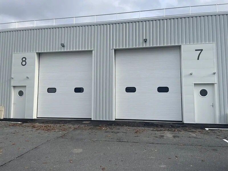 14 Rue Jan Palach, Saint-Herblain for lease Building Photo- Image 1 of 11